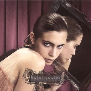 13学生脱到只剩丝袜自慰
